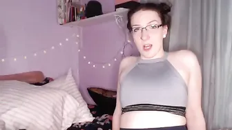 lizzyshaeelogan  webcam show with Screaming Orgasm