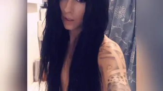 Kendall Vuitton (Vert.) (66)