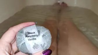kcupqueen 15 10 2019 12334542 This bath bomb looks kinda spooky