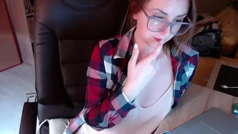 juicy_peach88 2.06.2021 503_female chaturbate