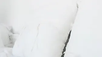 jopeep  Show in front of the camera her dirty wholes