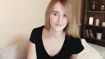 laila_lorenn  babe with large dopes