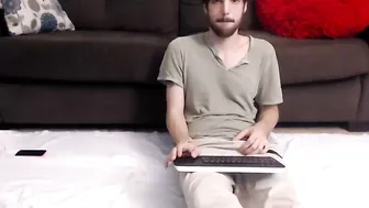 fionnaandjimmy  Fucked her cavity in a for free chat