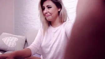 xxkoraxx  Rough sexuality in webcam chat