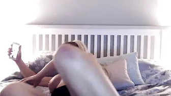 amberjade_uk  Fucks himself in individual chat