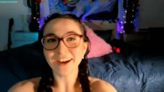 littlee33_03102021_0015_female_chaturbate_2