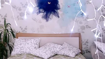 shy_girlll  show out her climax fingers