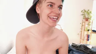 hunky_dory1_06072021_1032_female_chaturbate