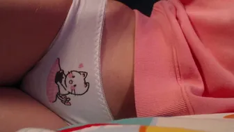 christine_horny_30092021_0105_female_chaturbate