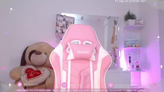 little_cory_25092021_0604_female_chaturbate