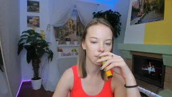 stephanie_evans_24092021_1116_female_chaturbate