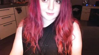 kriisrus  make pussy and butt spanking