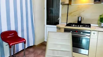 misslucci  Having a great age with her pussy