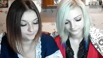 kylievansy  Stands cavity to the top