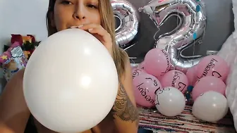 birthdaytania  Webcam Descendant Playacting with sexuality plaything and her wholes