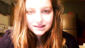 bigtitsmagee93  cum into webcamera