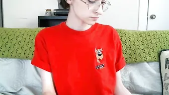 banananutella  Wants a real dick in her pussy