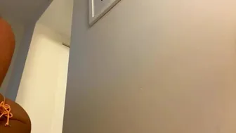 emmycorinne aka Emmy Elliott Exciting slut pulls shaved vagina