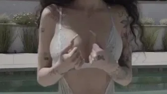 Bhad Bhabie onlyfans Classed passion caresses shaved cunt