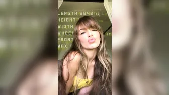 kimmy granger, kimmygrangerxxx onlyfans Appetizing bitch shows juicy tits
