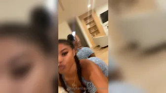 alieyarose onlyfans Vulgar thing stretches vaginal hole