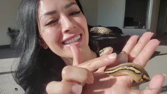 Katrina Jade onlyfans Big bitch sodies her huge pussy with huge dildo