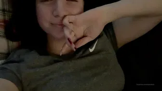 Kas, Skyiiah, itskasxo, itskaslol, sky wallace, skywallace onlyfans Attractive bitch kneads juicy milking