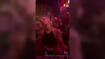 Juju Brais, Julia Abrams,  Charming Shlendra is naughty with a vibrator