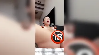 Veronica Perasso onlyfans Luxurious curvy masturbates with sex toy cap