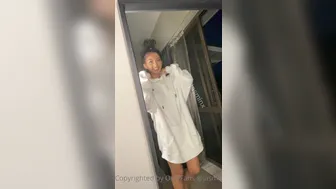 Jasminx onlyfans Black-haired bitch demonstrates underwear