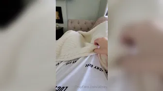 Alinity, Natalia Mogollon. Twitch personality onlyfans passionately teasing the clitoris