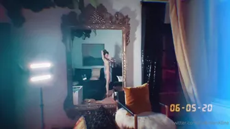 Alexis Kline, thot Blissful sweetie happily mattresses intimate places in a cozy bedroom