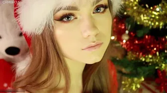 Alex Clark, oreob4, oreob4bay, oreob4by onlyfans Busty chick rubs her body with oil