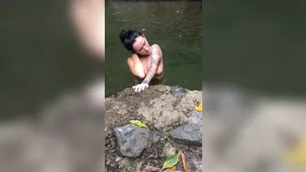 Kayla Lauren, kaylalaurenofficial Hot bitch sucks dildos