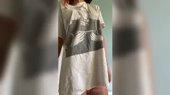 Amira Brie, Princess Amira B, brieamira Crazy girl swallows dildo and jerks pussy