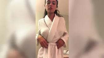 Amira Brie, Princess Amira B, brieamira Thick blonde body masturbates pussy