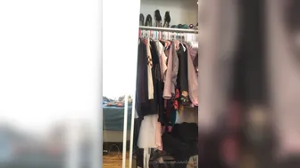 Amira Brie, Princess Amira B, brieamira Hot prostitute masturbating pussy with her hand