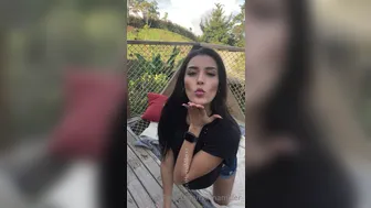 Hanna Miller onlyfans shows boobs