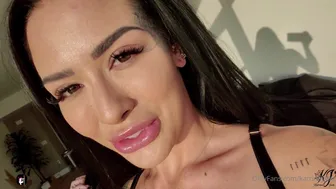 Katrina Jade onlyfans Gorgeous busty pussy masturbates