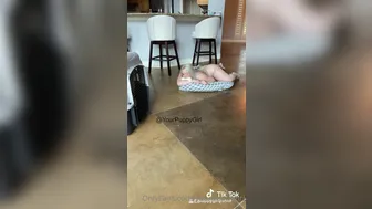 rikkivaughn onlyfans Gorgeous ladies chatting in free chat