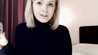 priscillamoon  show body, then fuck her self