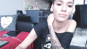 laddyk  masturbates show with Excited nipples