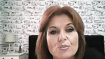 julia_stits  Pushed her step-ins away and showed her pussy