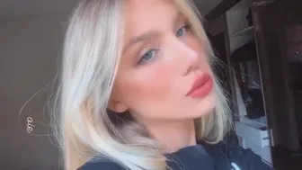 sarahardel onlyfans Busty woman dancing spectacular striptease