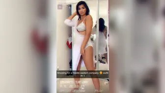 Emira Kowalska (Emira Foods) onlyfans Juicy wench plays her pussy through panties