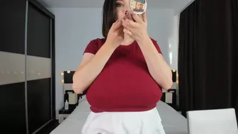 Busty_Ema chaturbate  Oral show with a very wet brunette