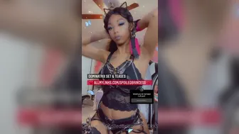 spoiledbrincesstwerks  onlyfans  amazing wet pink hole show with my girlfriend