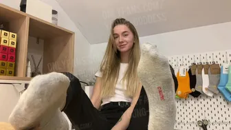 Young Goddess aka young onlyfans  sex toy online masturbation with a very hot mommy