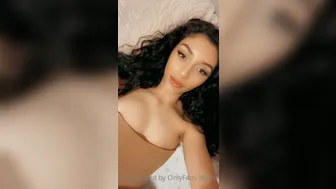 Jasminx  onlyfans  Wet Girl Plays With Black Toy