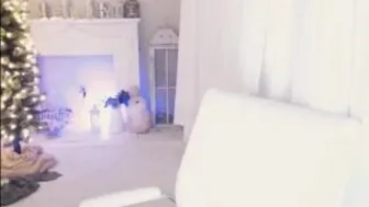 bunni_ onlyfans Adorable babe gently squeezes wet pink hole